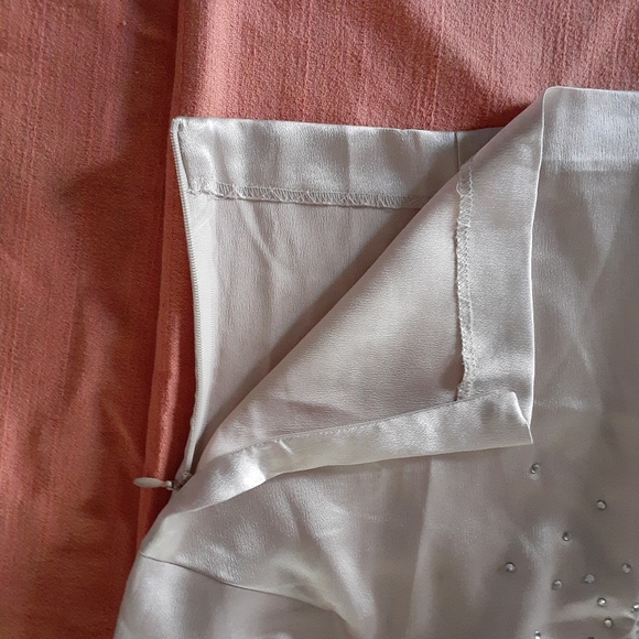 Top - Picture 3 of 6